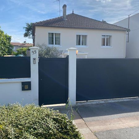 Appart Studio Rdc De Maison Avec Exterieur Proche Reims Tinqueux Buitenkant foto