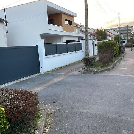 Appart Studio Rdc De Maison Avec Exterieur Proche Reims Tinqueux Buitenkant foto