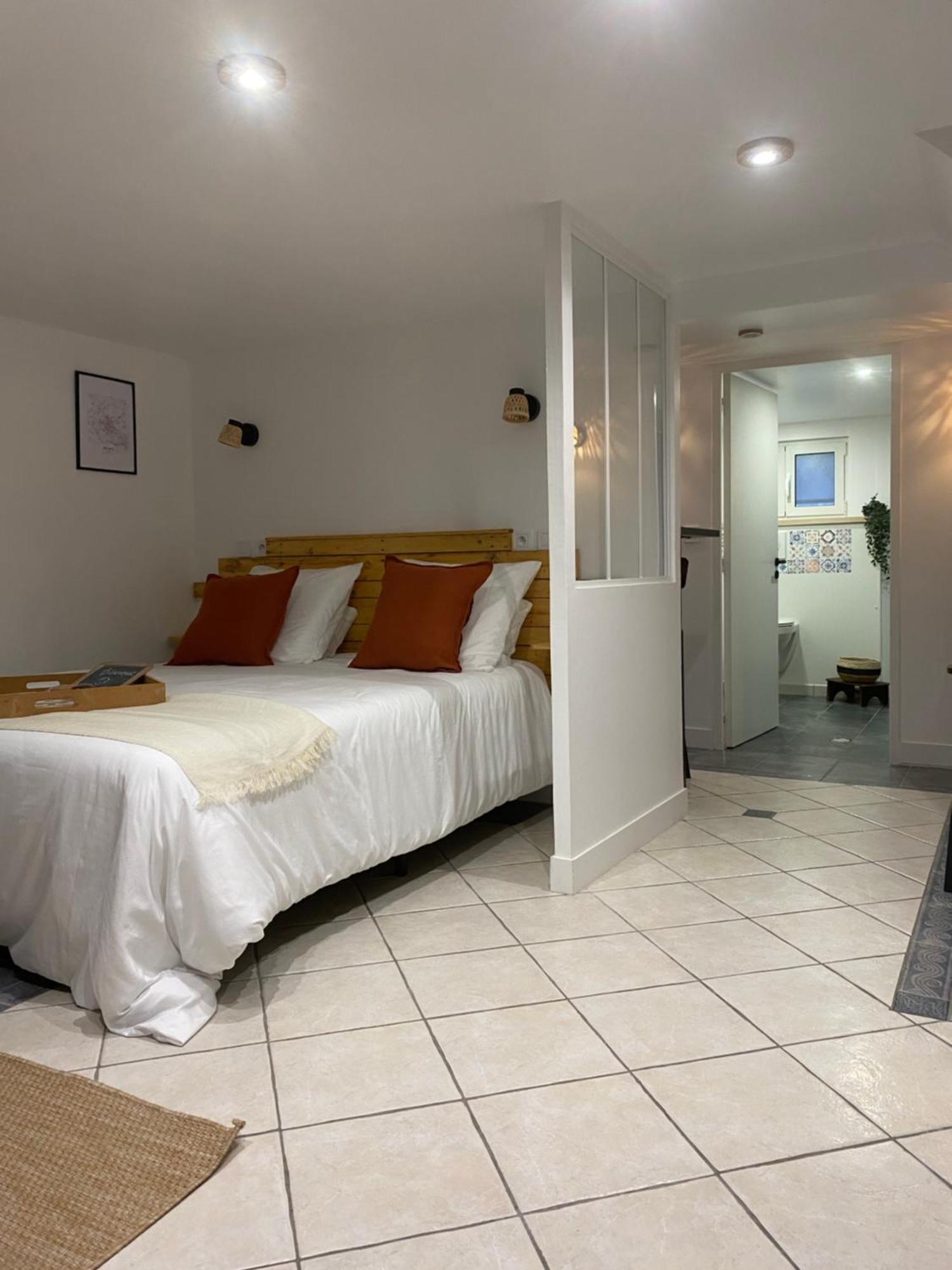 Appart Studio Rdc De Maison Avec Exterieur Proche Reims Tinqueux Buitenkant foto